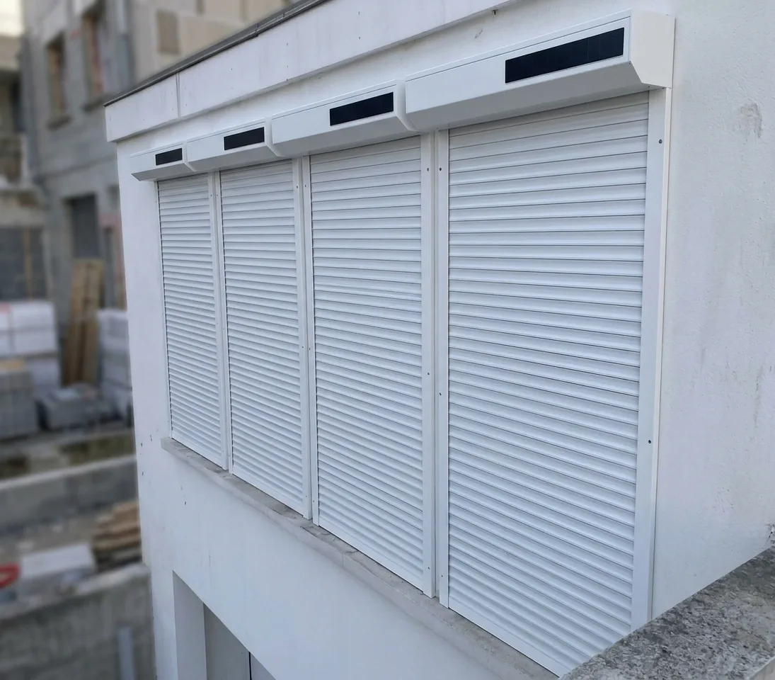 Volet roulant solaire à Marseille 1